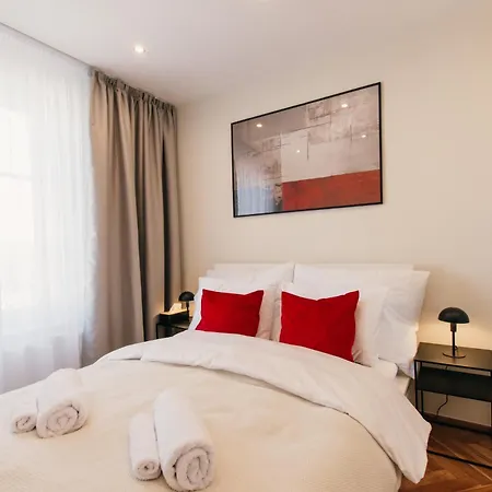Apartment Maisonette With Terrace And View Of Castle Prag
