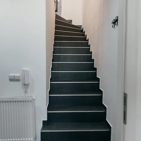 Maisonette With Terrace And View Of Castle * Prag